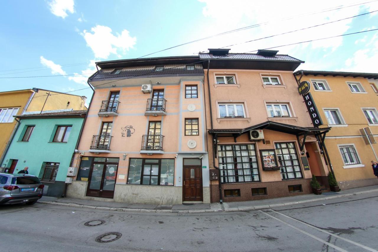 Apartments Cyrano 1&2 Sarajevo Exterior photo